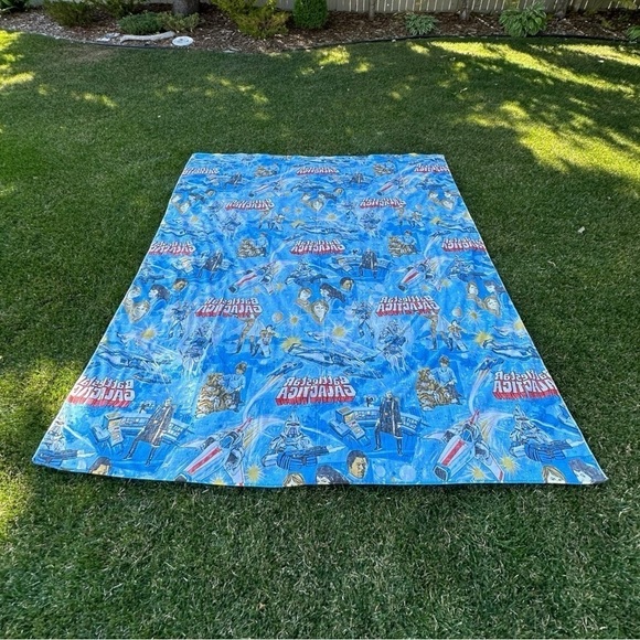 Battlestar Galactica Vintage 70’s Full Size Top Sheet Fabric - Picture 8 of 10